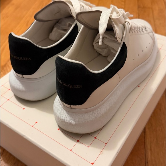Alexander McQueen White and Black Women's Sneakers - Picture 3 of 4